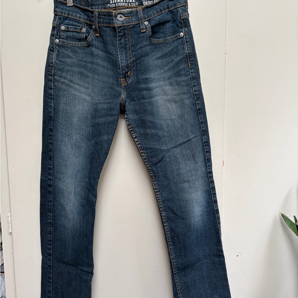 Unisex Levi’s size 27w